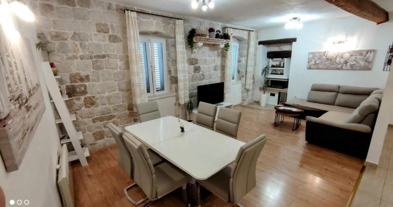 Apartman Old Town Трогир Екстериор снимка