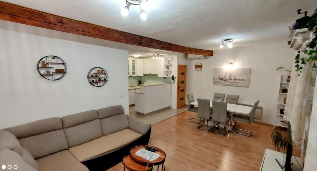 Apartman Old Town Трогир Екстериор снимка